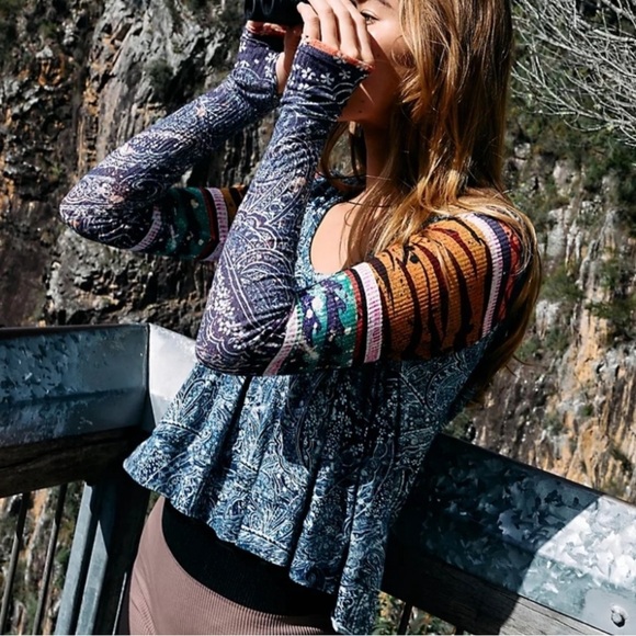 Free People Movement Soul Searcher Printed Hoodie NWOT - Picture 1 of 13